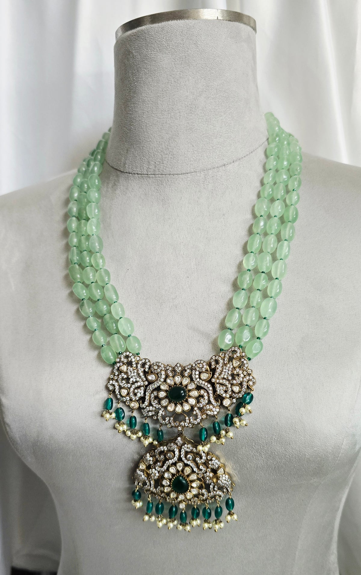 MINT VICTORIAN
